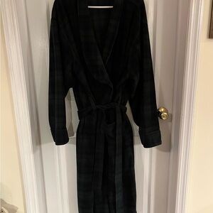 Black Plaid Men’s Robe